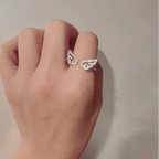 Angel wings ring with rhinestones