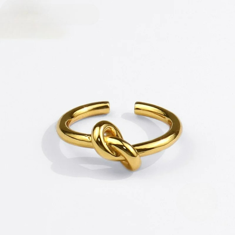 Adjustable knot gold ring