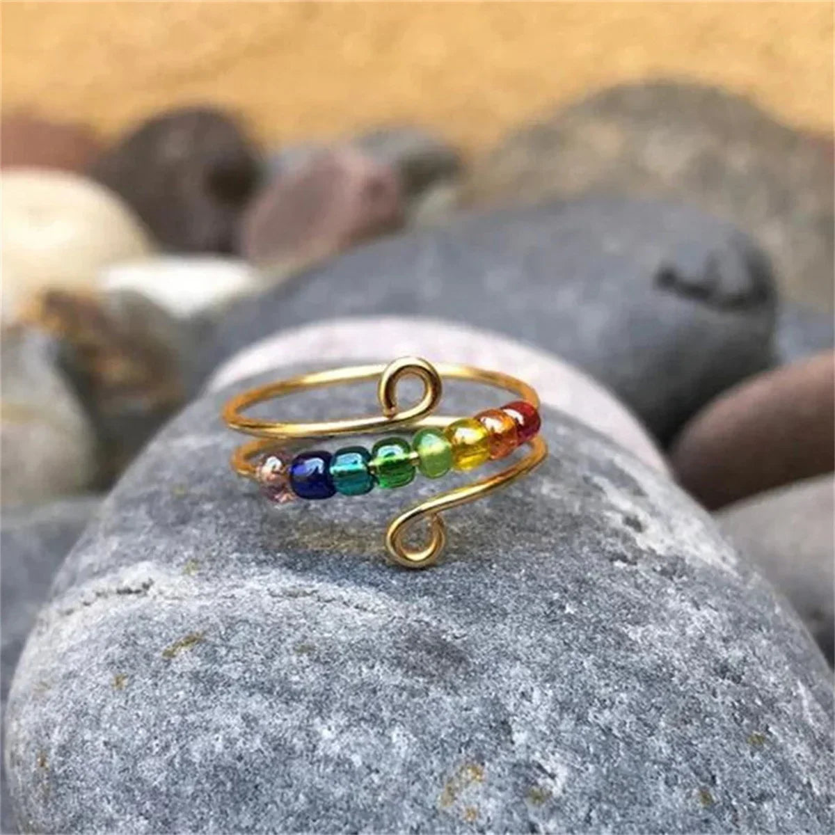 Bohemian-style anti-stress band ring with spinning beads gold