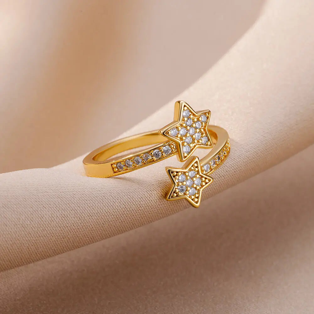 Double Stars Zircon Ring in Gold