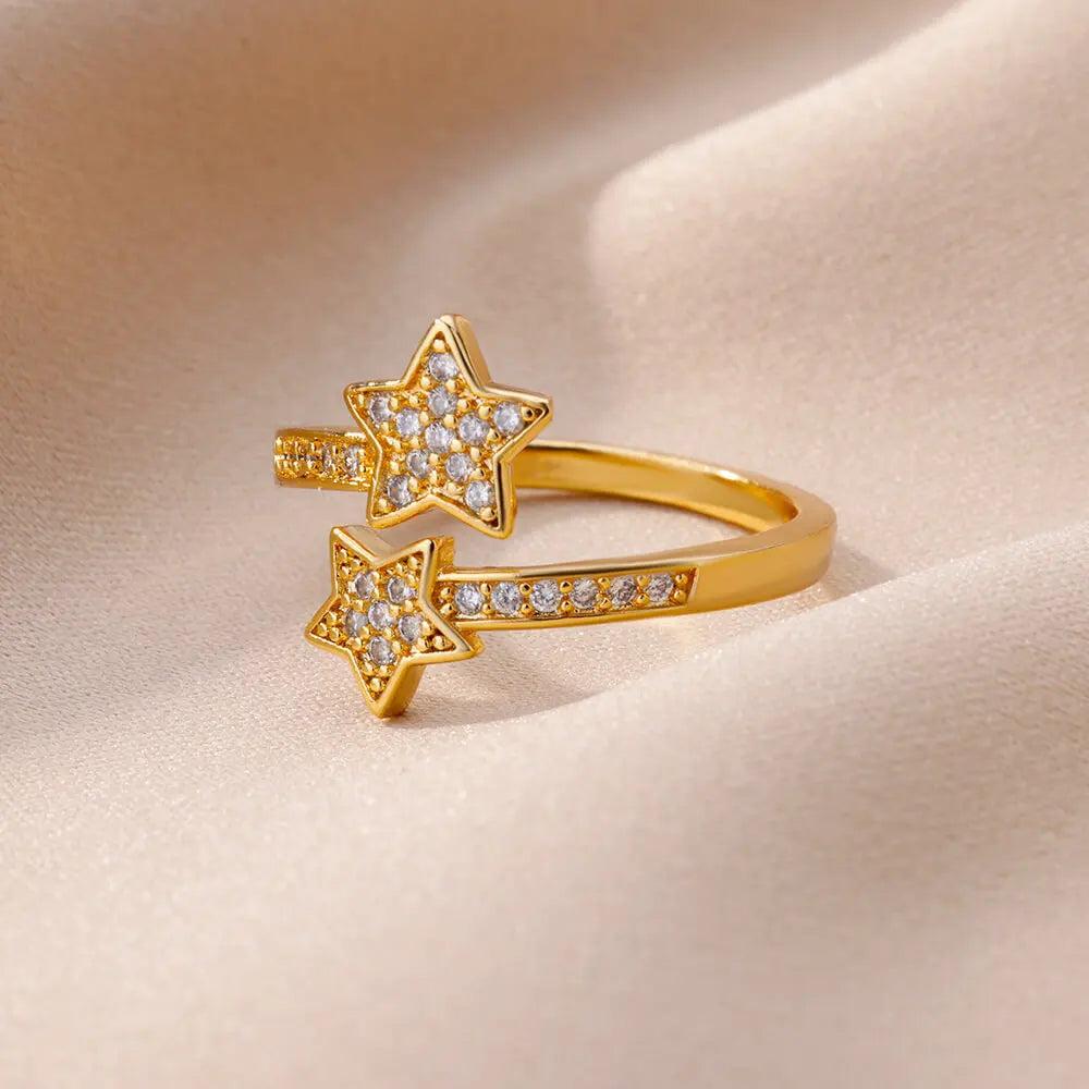 Double Stars Zircon Ring in Gold