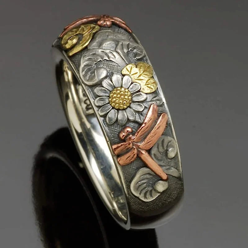 Vintage Flower Ring Band Style