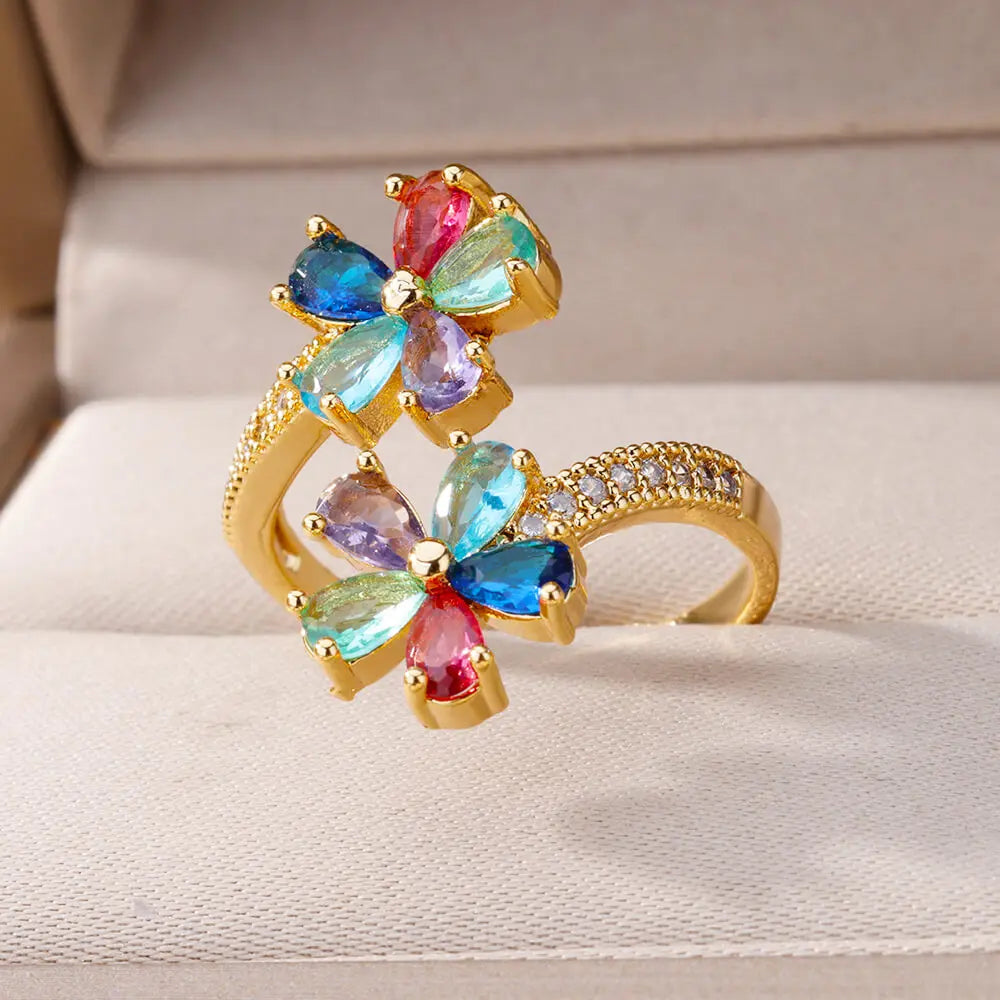 Colored Flower Zircon Ring in Gold