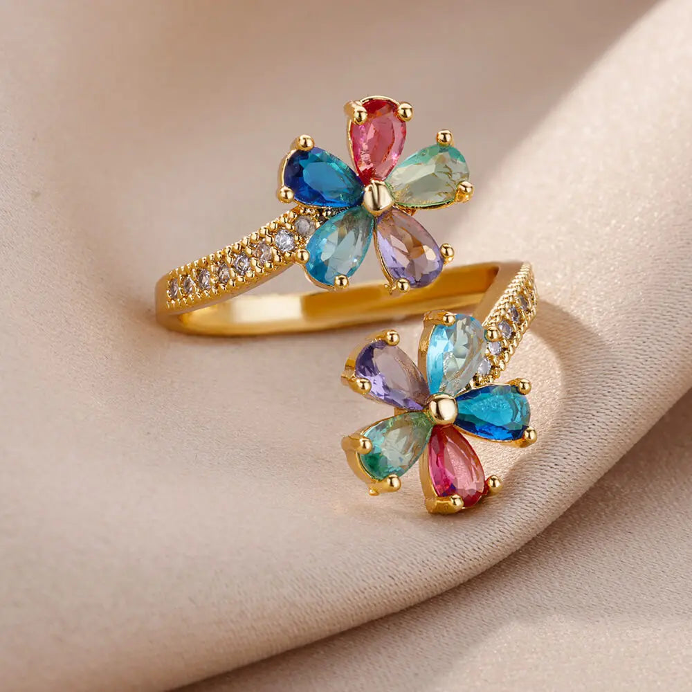 Colored Flower Zircon Ring in Gold