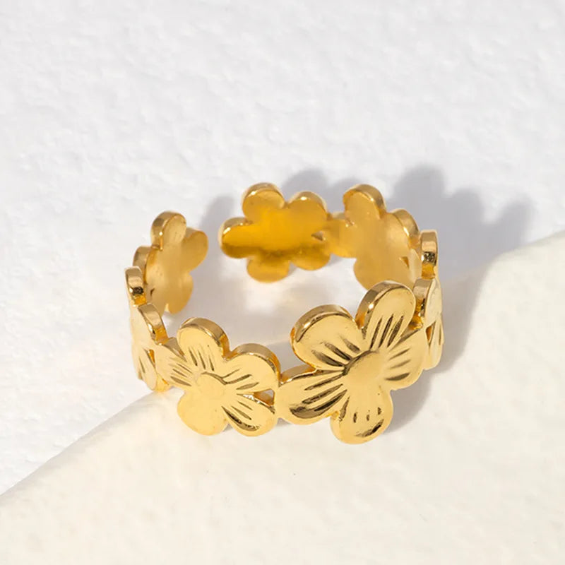 Golden Flower Band Ring