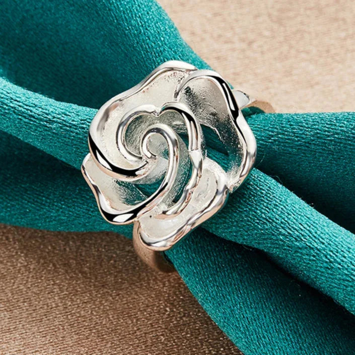 Ring Large Silver Flower