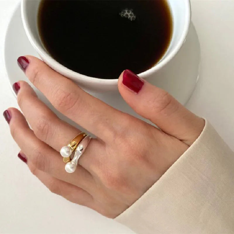 Ring for Women with White Pearl gold