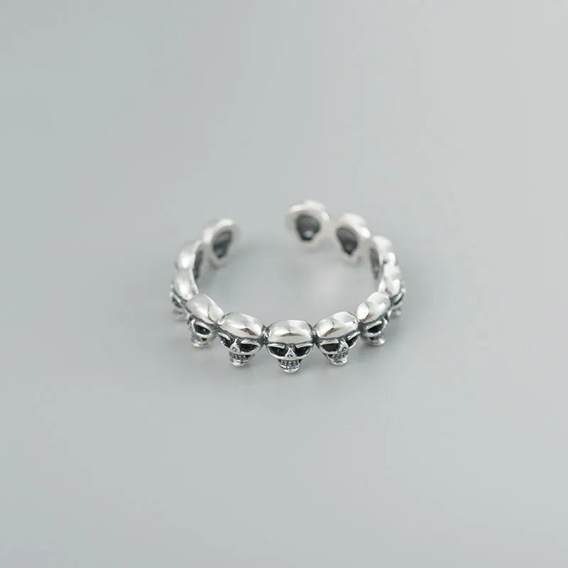 Skull Heads Band Ring