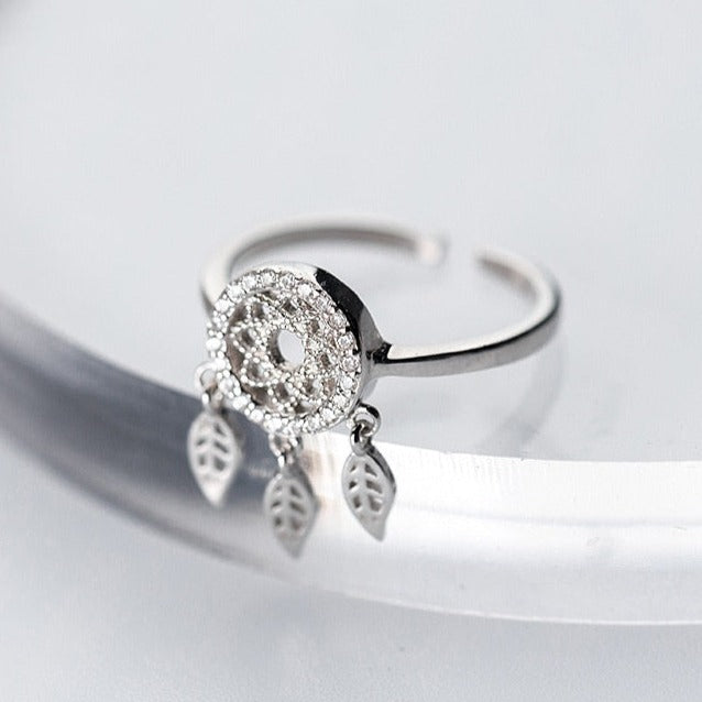 Dreamcatcher Ring in silver