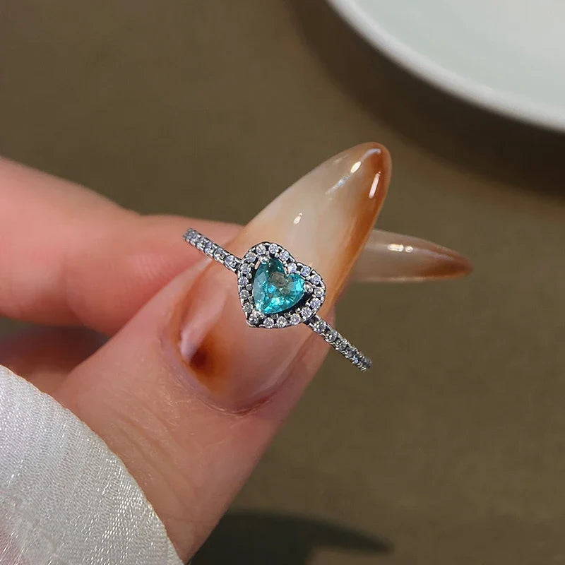 Ring with Heart and green Zircon and silver
