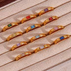 Women’s set birthstone ring