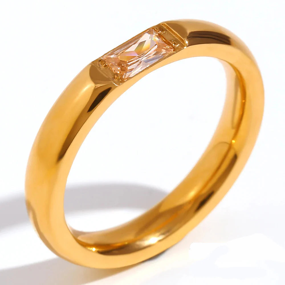 Women’s set birthstone ring for November