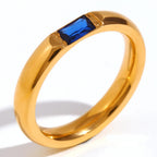Women’s set birthstone ring for September
