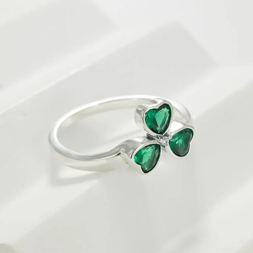 Ring with Three-Leaf Clover in Green Zircon