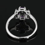 Ring with Four-Leaf Clover in Amethyst Stone