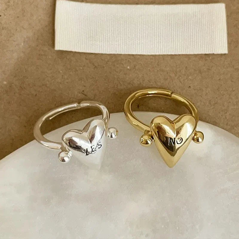 "Yes" and "No" Heart Ring for Couples in Love gold