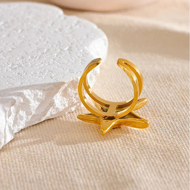 Gold Starfish Shell Ring for Women