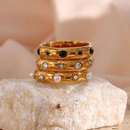 Style Ring with Pearls and Zircon 3