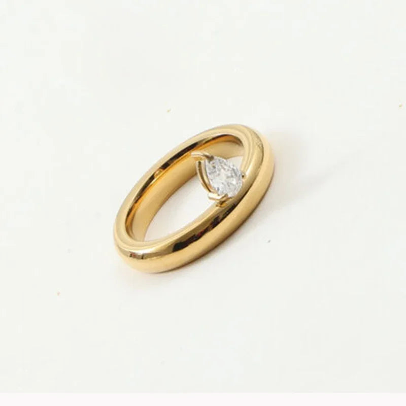 Fine Waterdrop Band Ring with Zircon Pearl 1