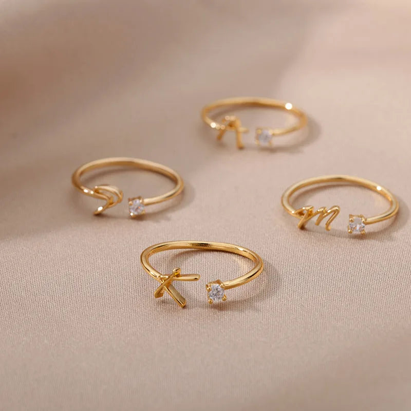 Fine ring for women personalized with initial