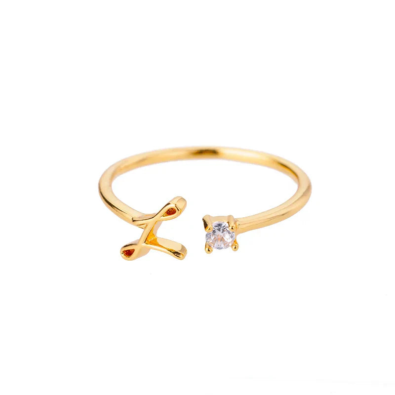 Fine ring for women personalized with initial l