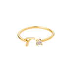 Fine ring for women personalized with initial t