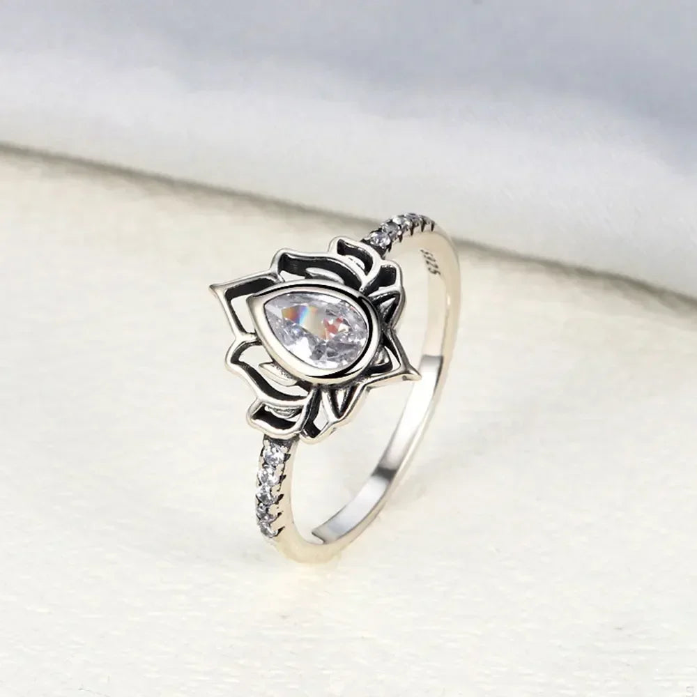 Lotus Flower Ring Silver Women white