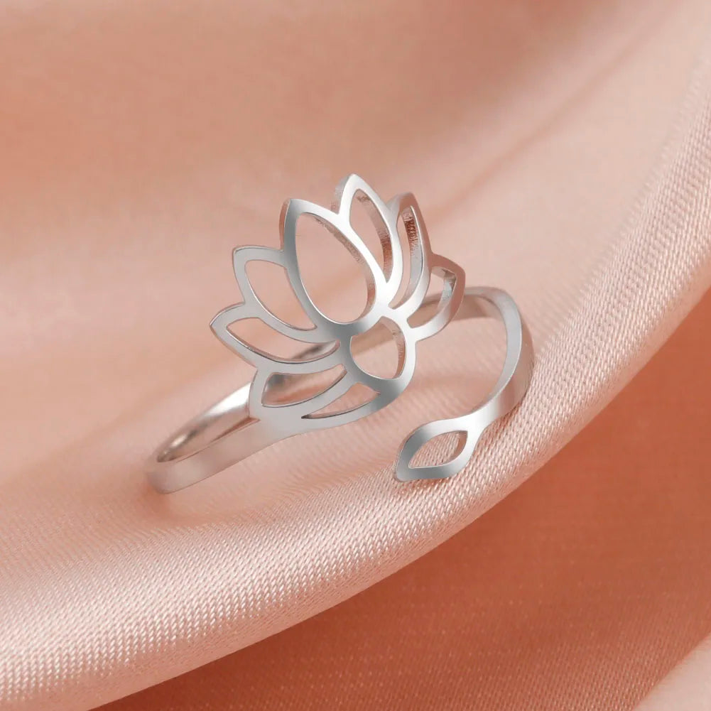 Women's Lotus Flower Ring silver