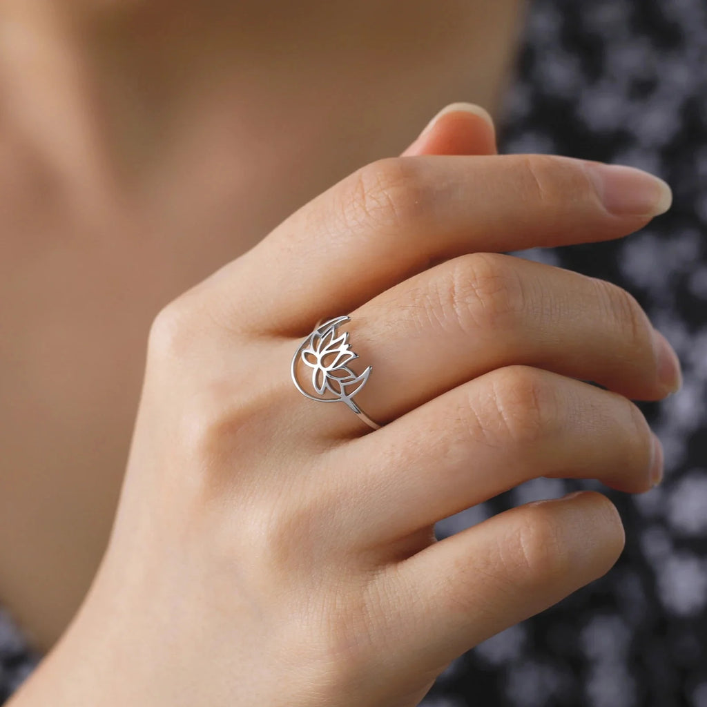 Zen Lotus Flower Women's Silver Ring