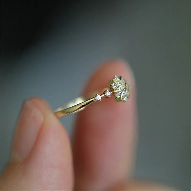 Women's Snowflake Ring Winter Gold