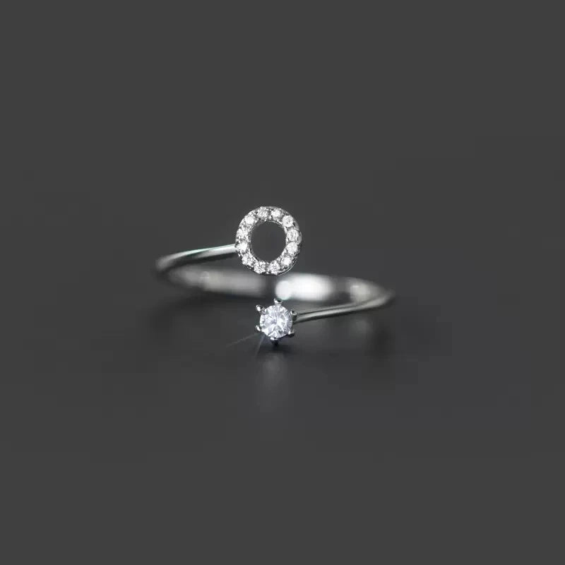 Women's initial ring o