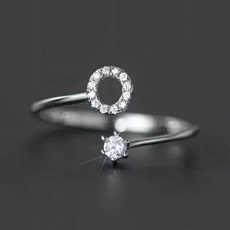 Initial ring for women - letter