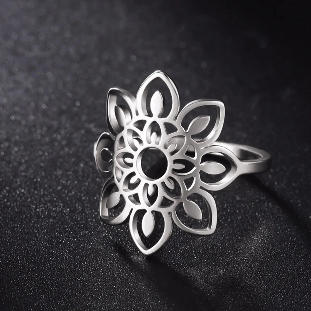 Mandala Women's Signet Ring silver