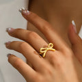 Women's bow ring in gold