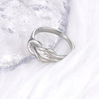 Women's knot ring in silver