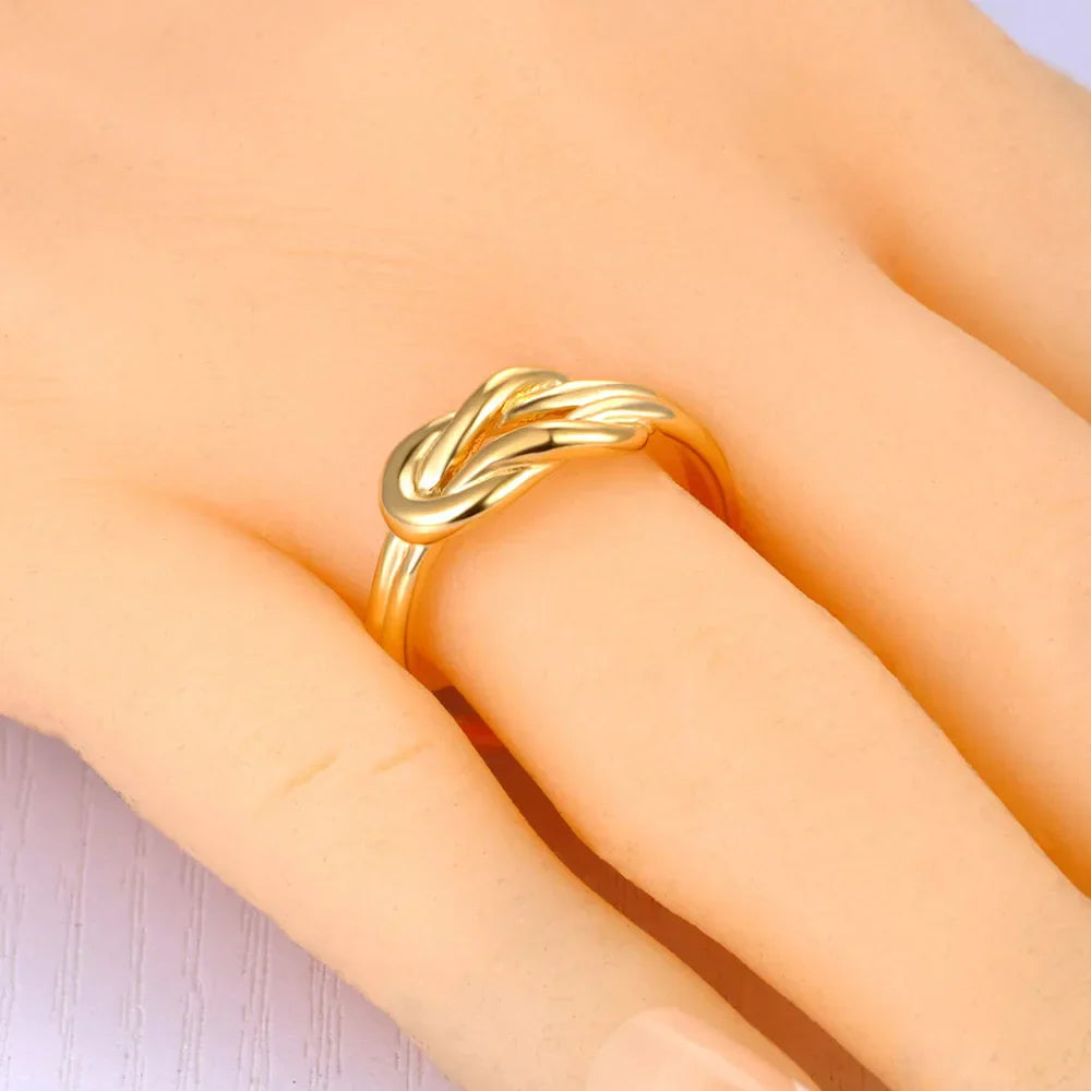 Women's knot ring in gold