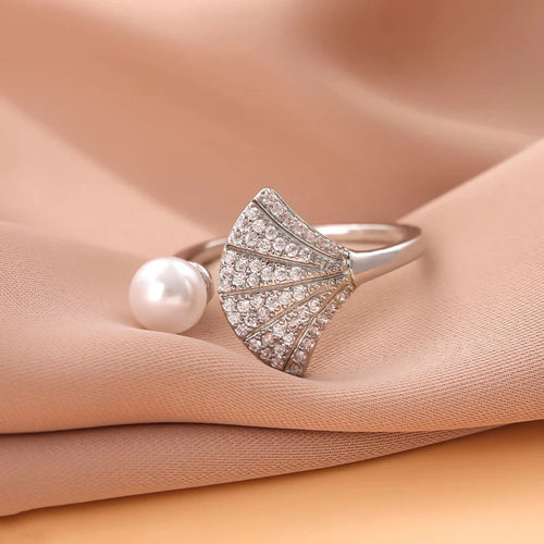 Saint James Shell and Pearl Shell Ring