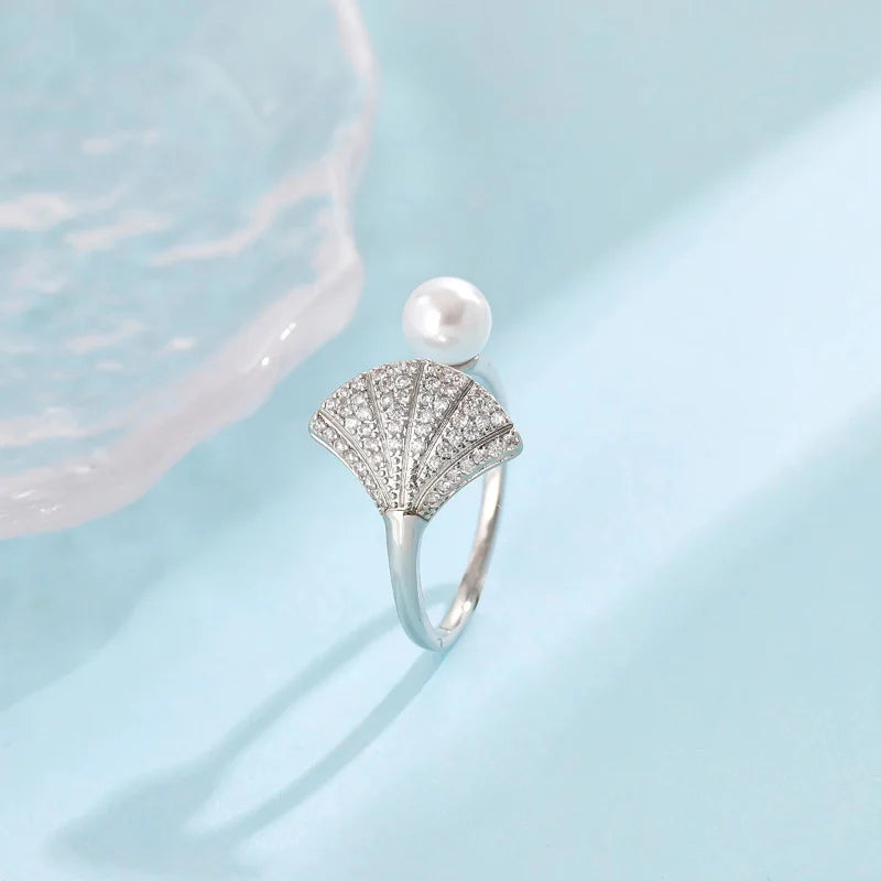 Saint James Shell and Pearl Shell Ring