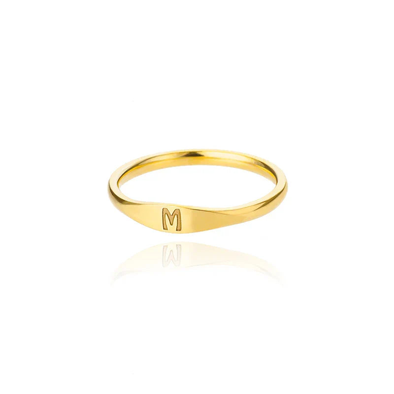 Women's initial ring m