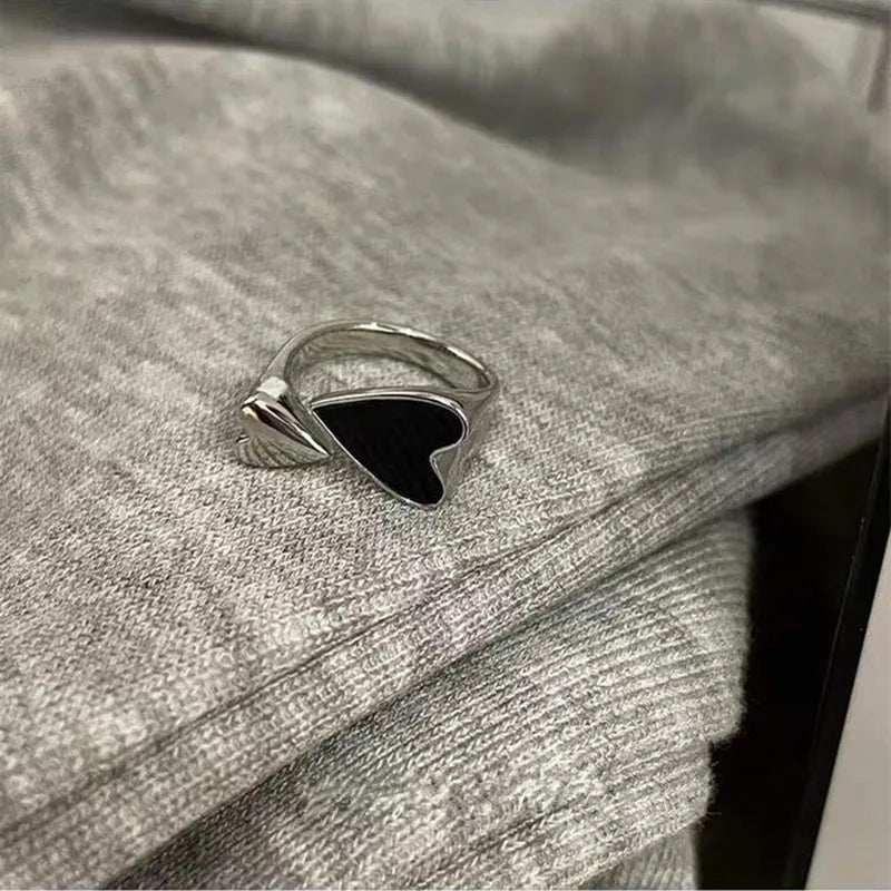 Retro Ring with Black Heart