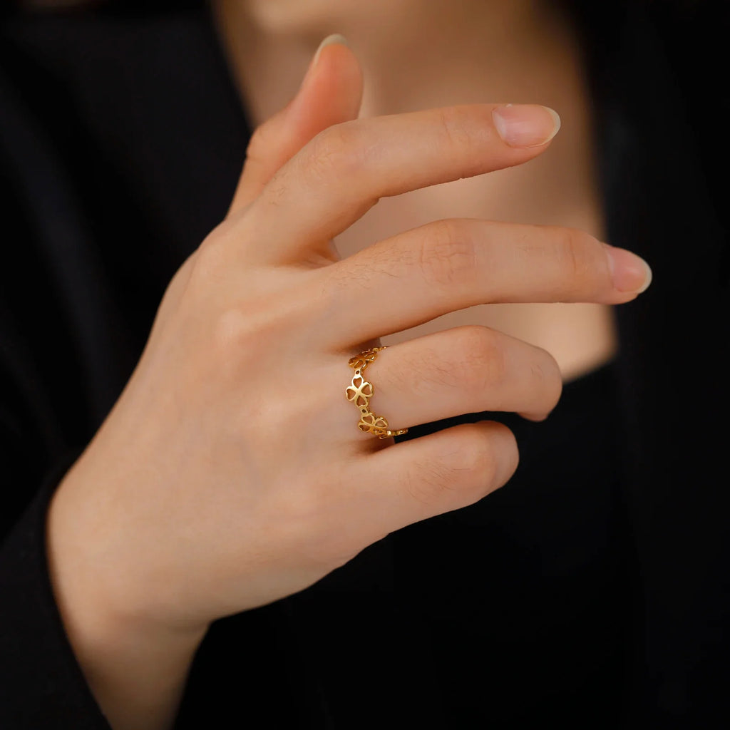 Retro Ring with 4-Leaf Clovers for Women Gold