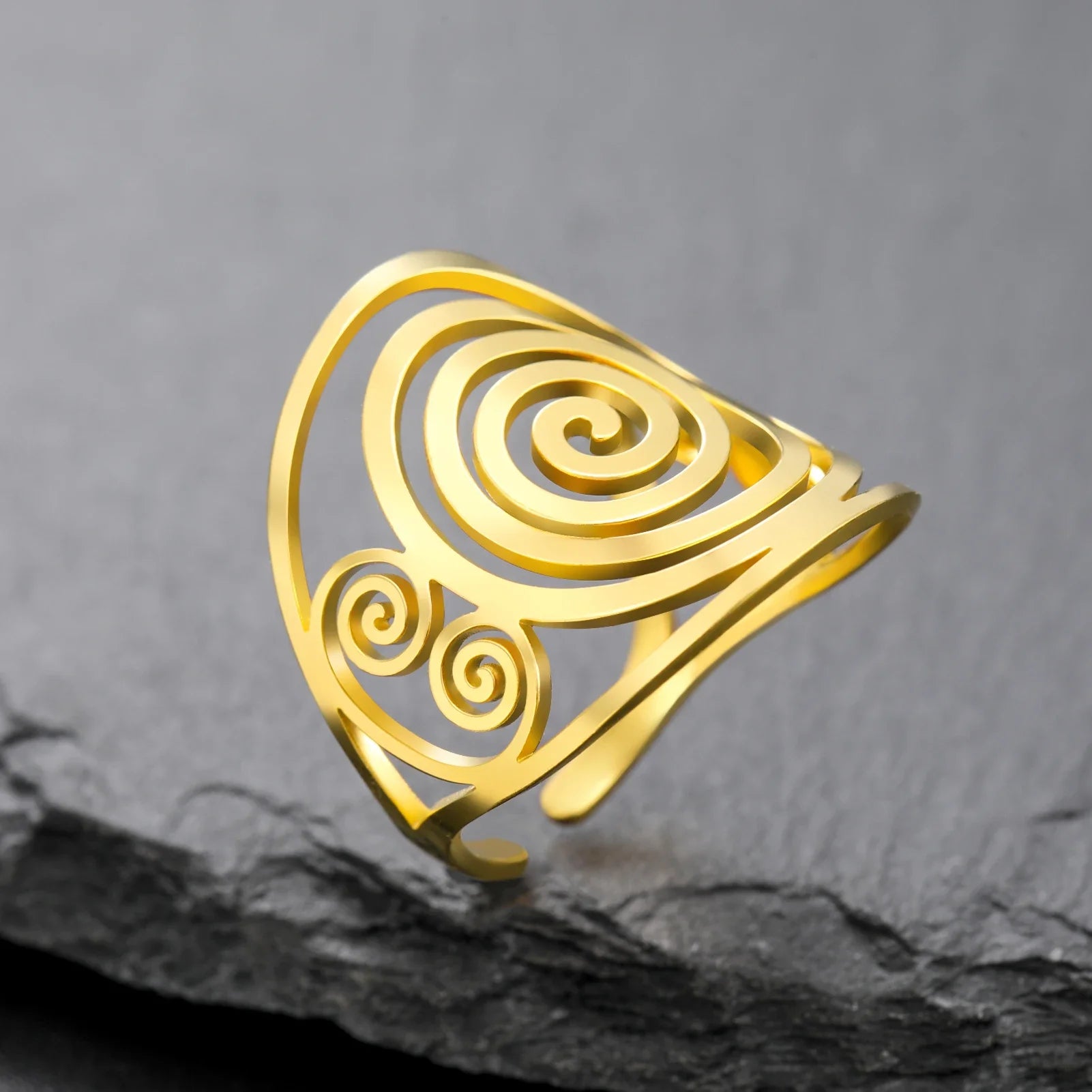Wide spiral ring for women gold
