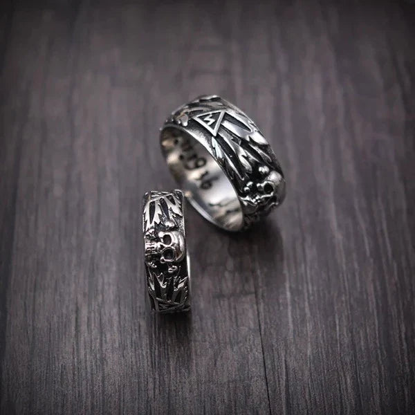 Punk-Style Skull Ring
