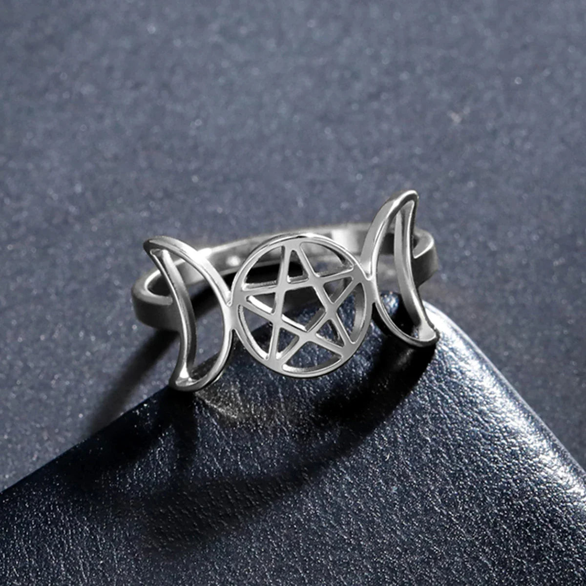 Fine Triple Moon Ring Witchcraft Wiccan Women silver B