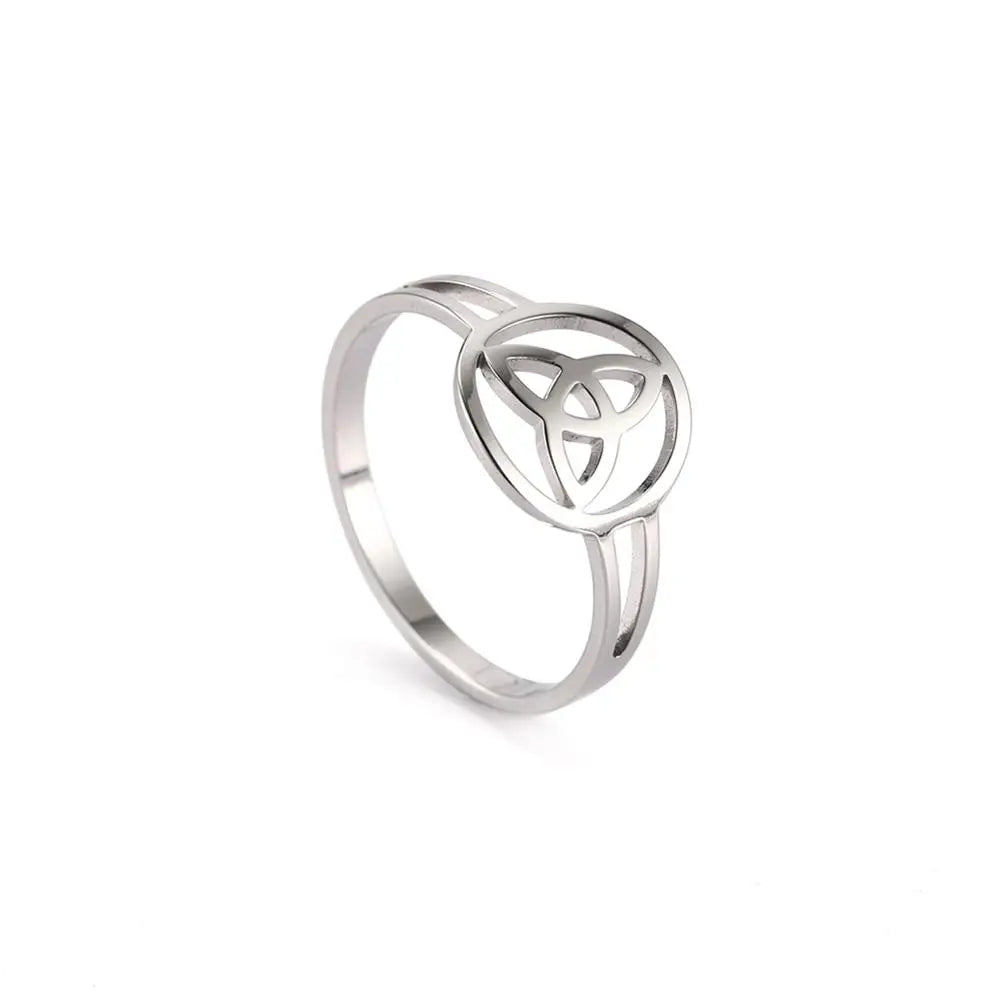 Irish Trinity Knot Triquetra Ring silver