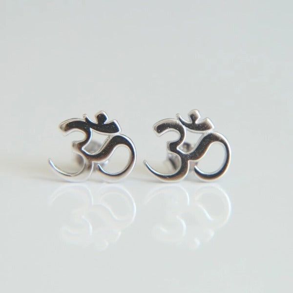 Buddhist Om Earring silver