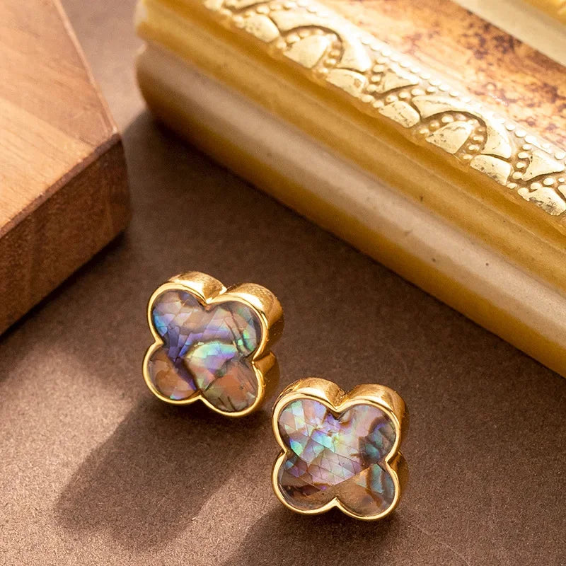 Four-Leaf Clover Stud Earrings in Natural Stone