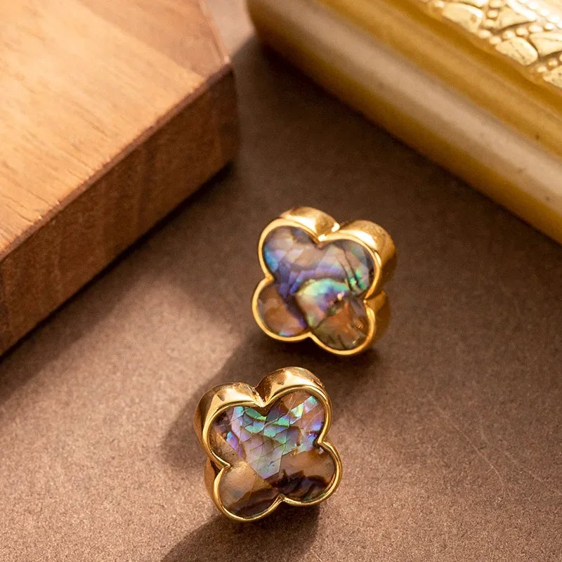 Four-Leaf Clover Stud Earrings in Natural Stone