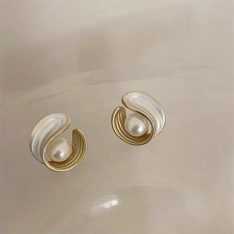 Mother-of-Pearl and Seashell Pearl Stud Earrings 