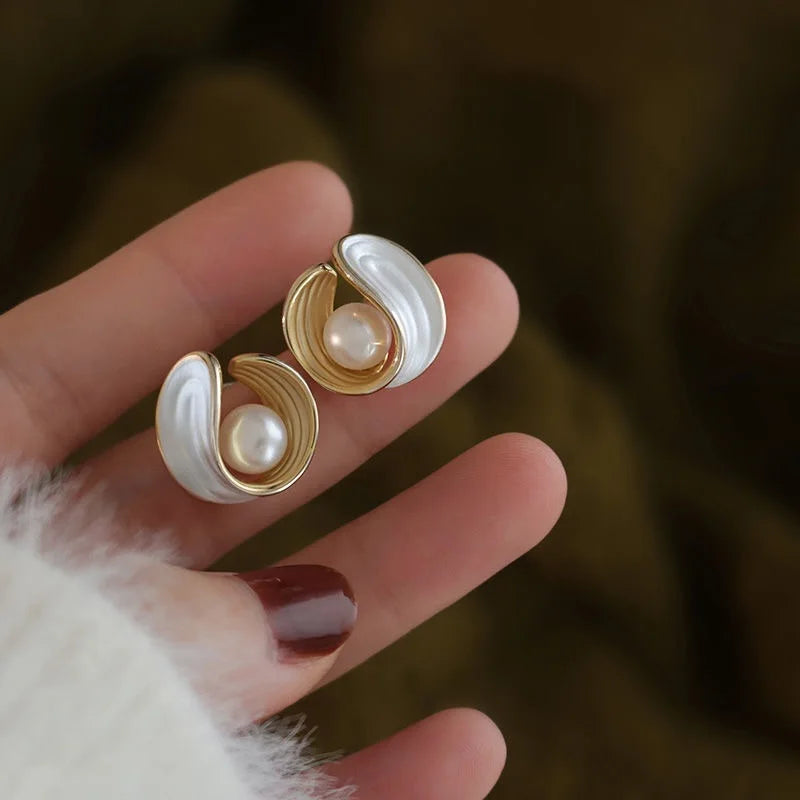 Mother-of-Pearl and Seashell Pearl Stud Earrings
